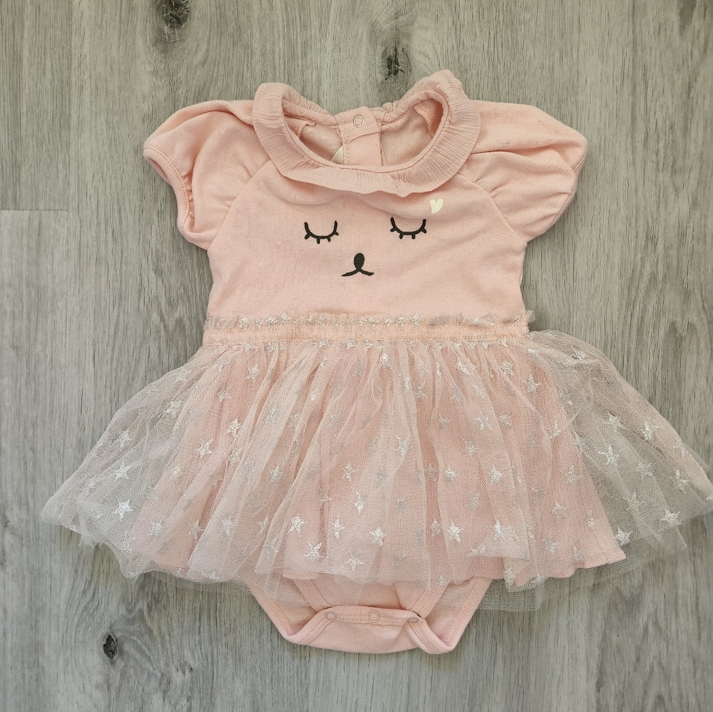 New Minkmui baby bodysuit